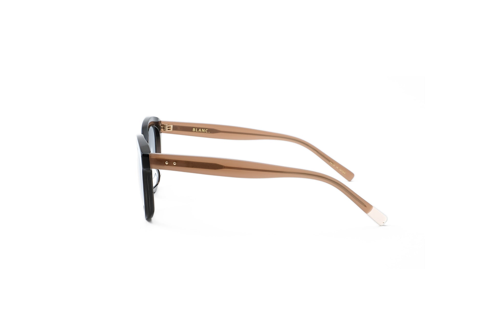 B0025 – BLANC..ONLINE STORE
