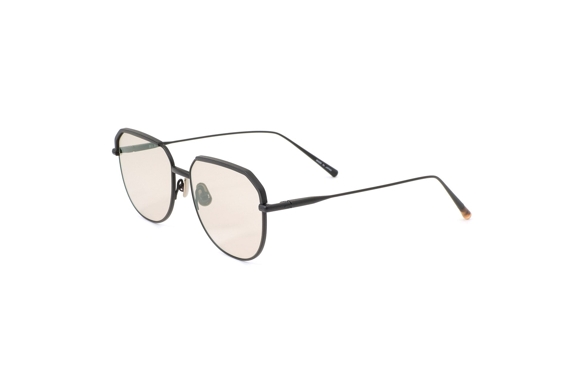 B0024 – BLANC..ONLINE STORE