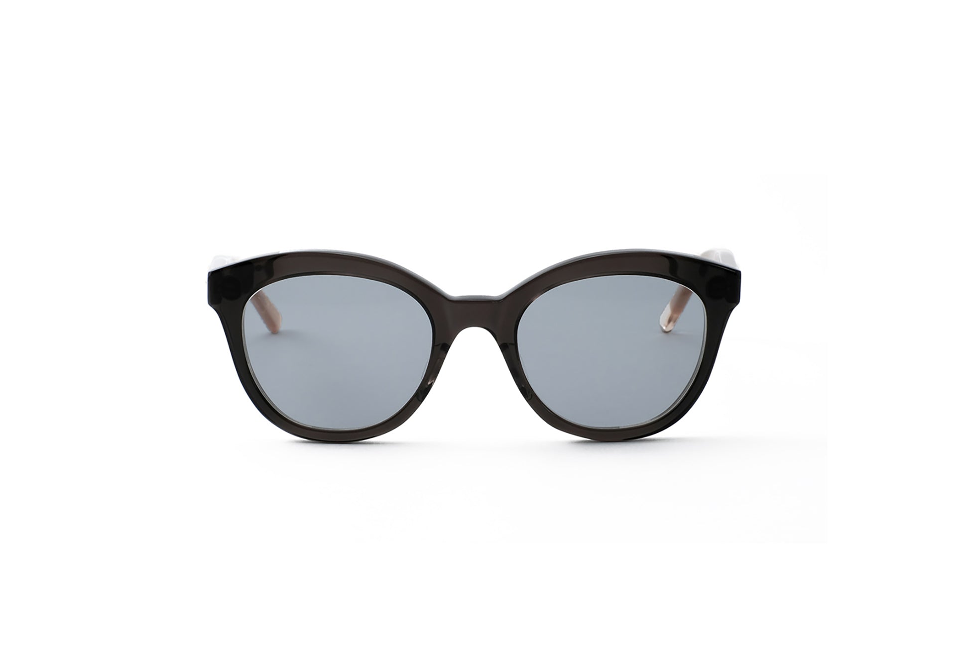 B0025 – BLANC..ONLINE STORE