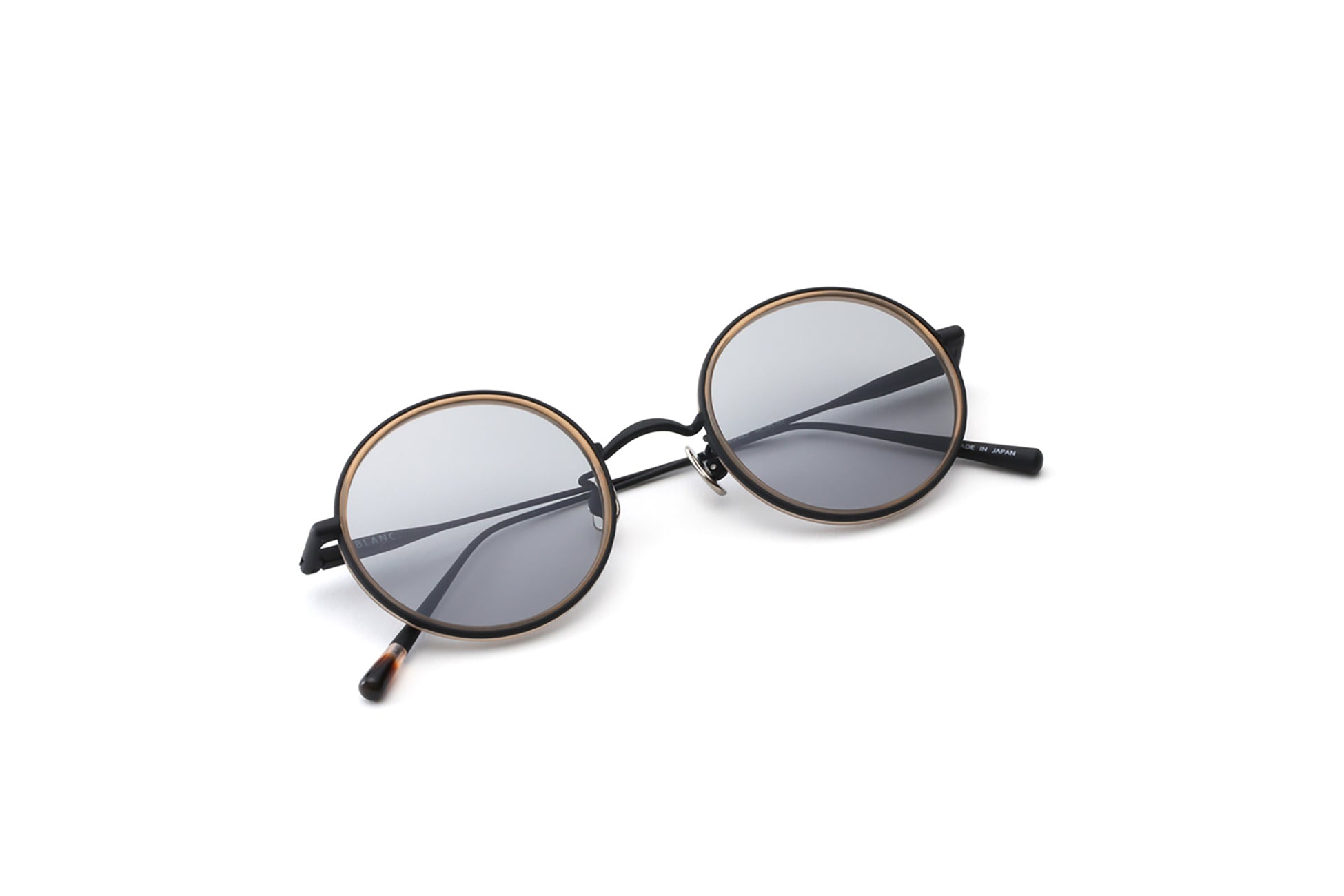 B0027 – BLANC..ONLINE STORE