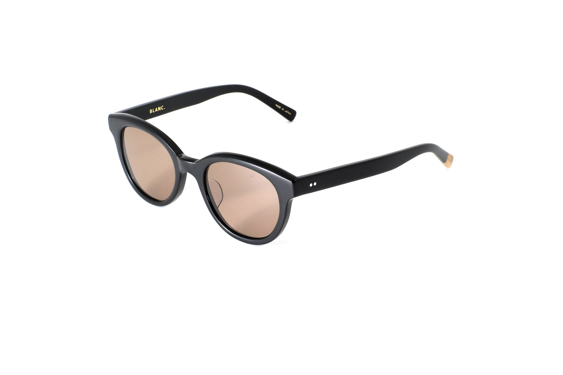 B0045 – BLANC..ONLINE STORE