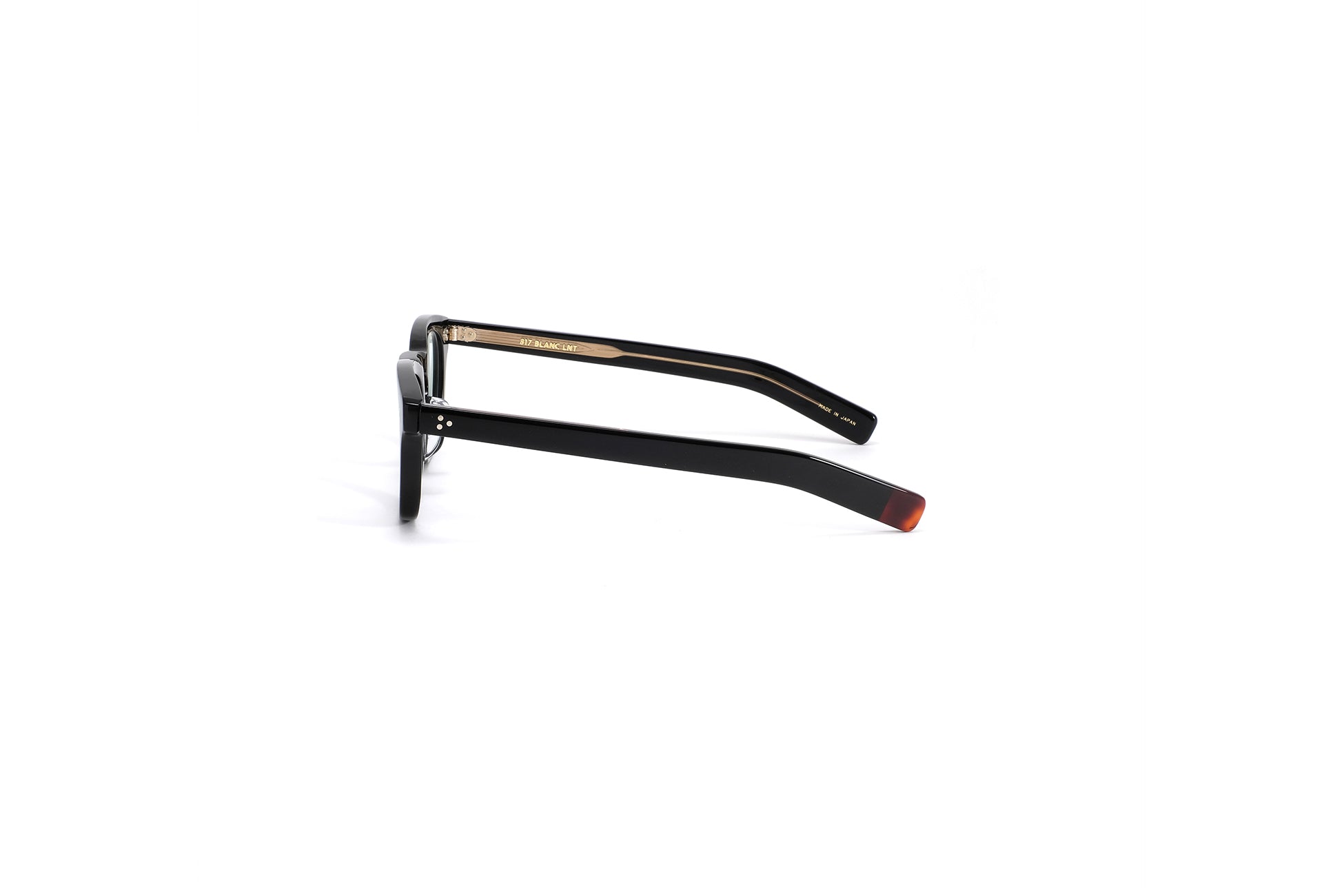 BE011 – BLANC..ONLINE STORE