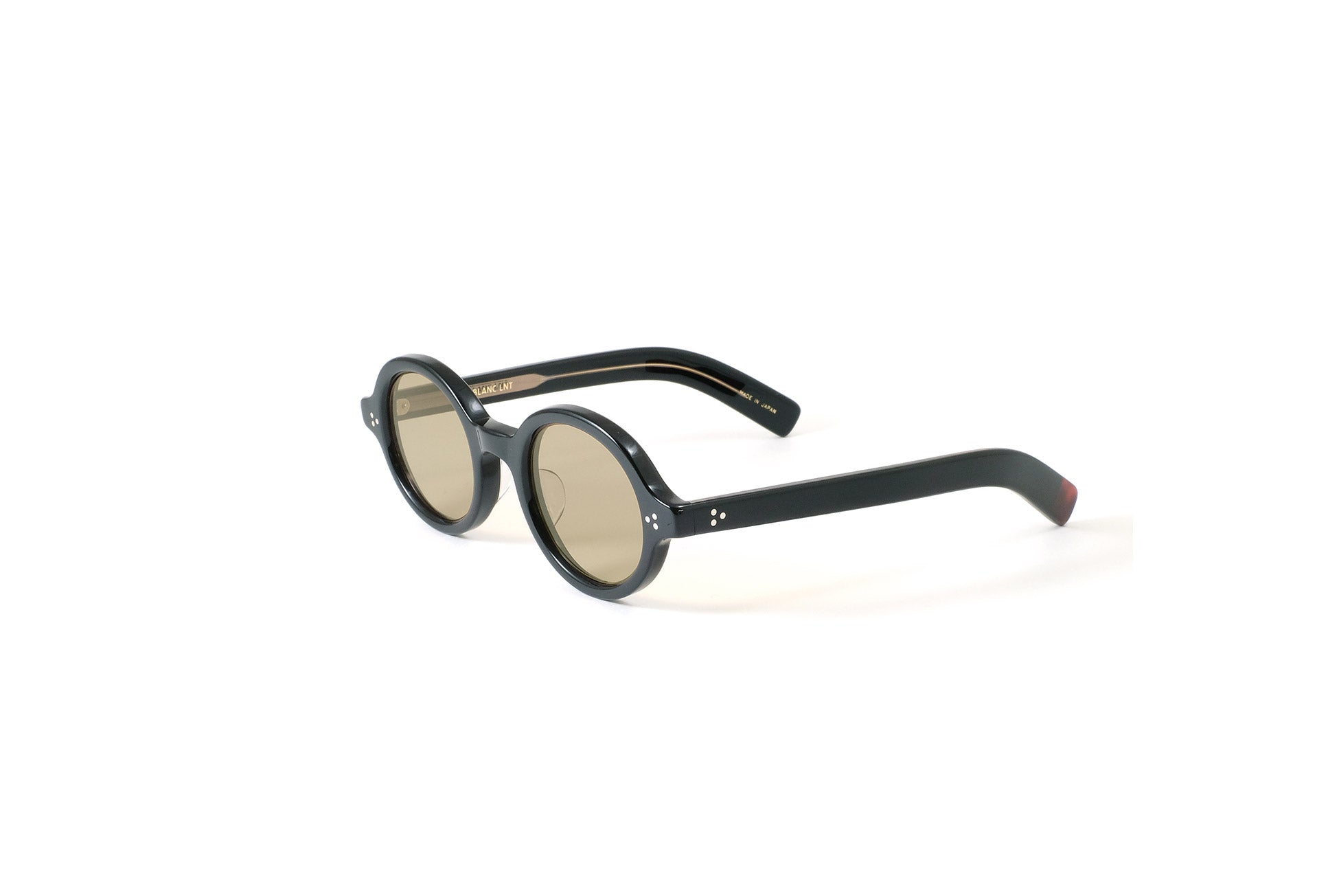 BE013 – BLANC..ONLINE STORE