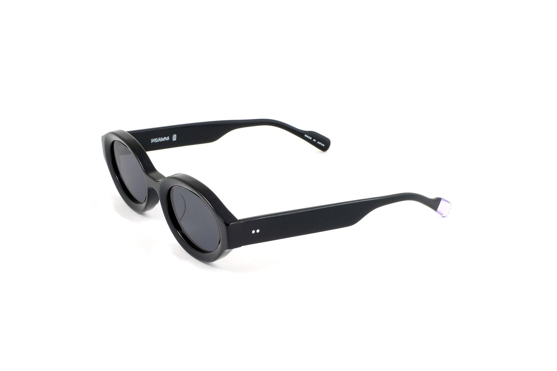FE002 – BLANC..ONLINE STORE