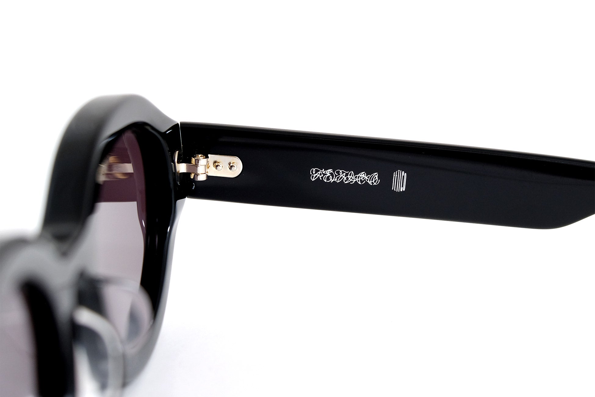 FE002 – BLANC..ONLINE STORE